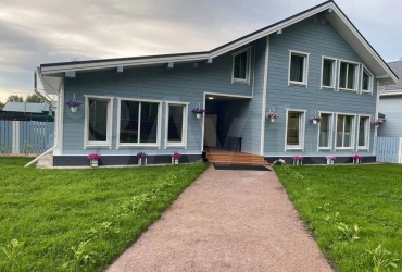 Дом 250 м² на участке 7 сот.