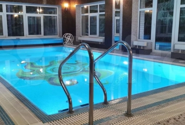 Коттедж 400 м² на участке 20 сот.