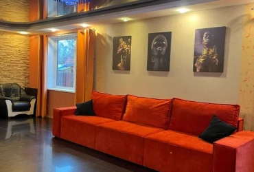 Коттедж в черте города