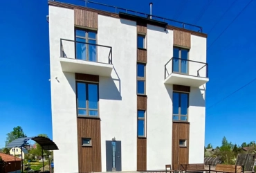 Дом 300 м² на участке 16 сот.