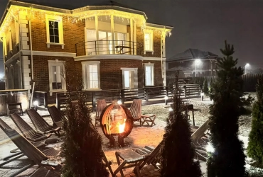 6-к. дом, 270 м²