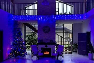 Коттедж 250 м² на участке 10 сот.