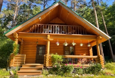 Коттедж 100 м² на участке 10 сот.